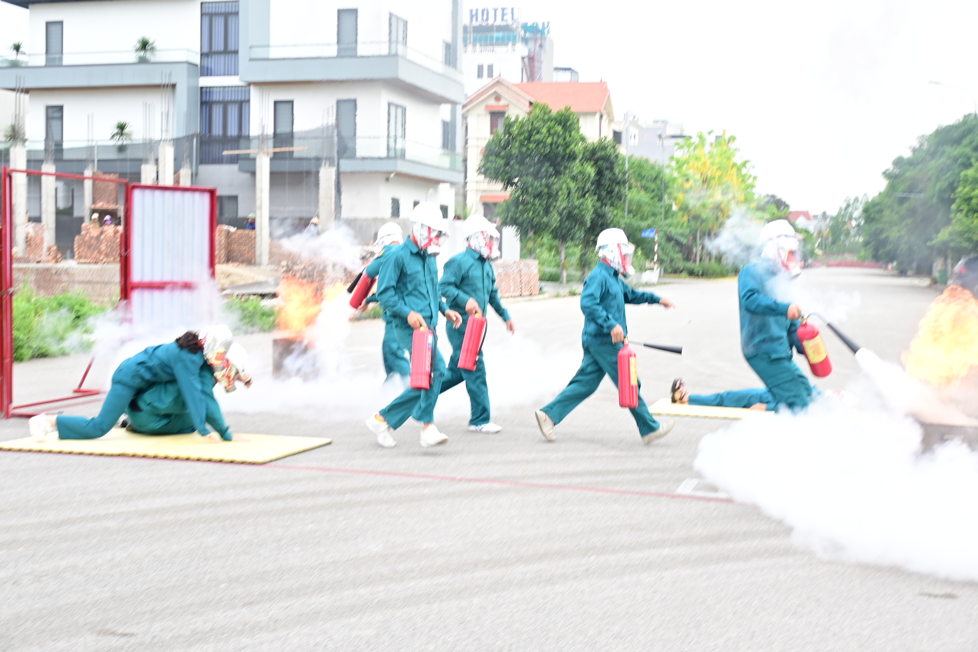 Nhân dân gửi thư cảm ơn Phòng Cảnh sát PCCC và CNCH